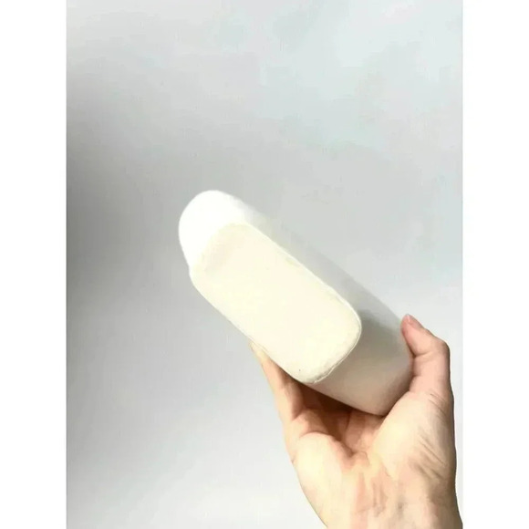 Retro Style Vintage Brustroke Patterened White Ceramic Vase - Picture 8 of 9